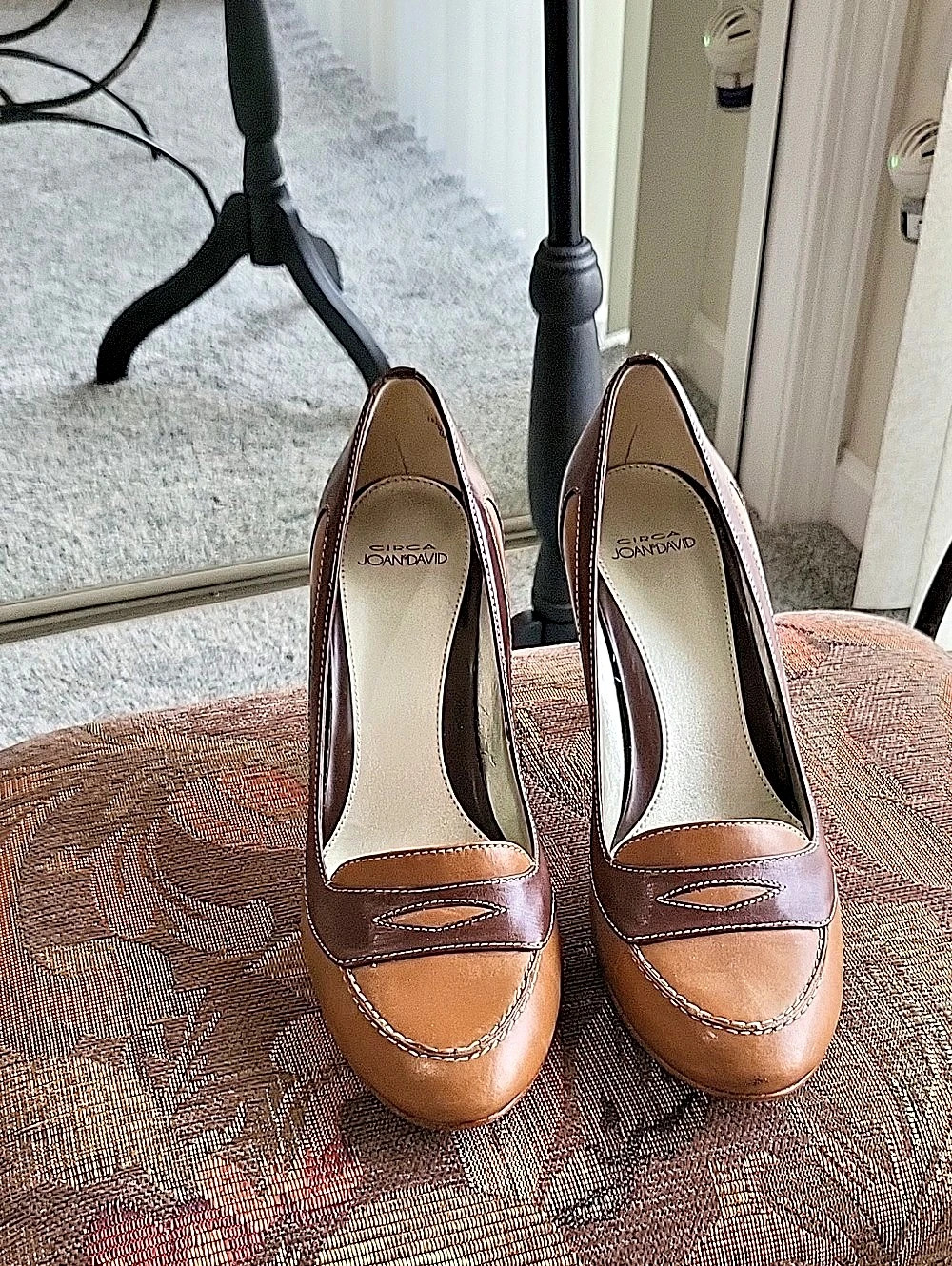 Circa Joan & David Leather Pumps 2 Tone  Brown US 7.5 M